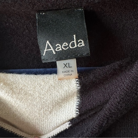 Cowl neck elegant sweater top size xl - Picture 3 of 3